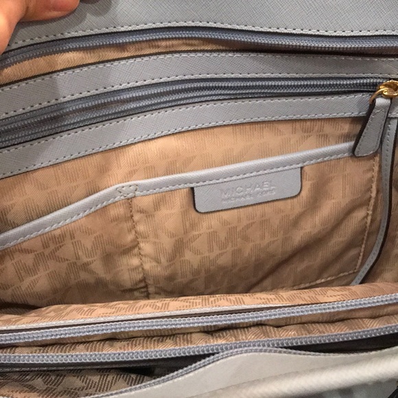 Michael Kors bag - Picture 12 of 15